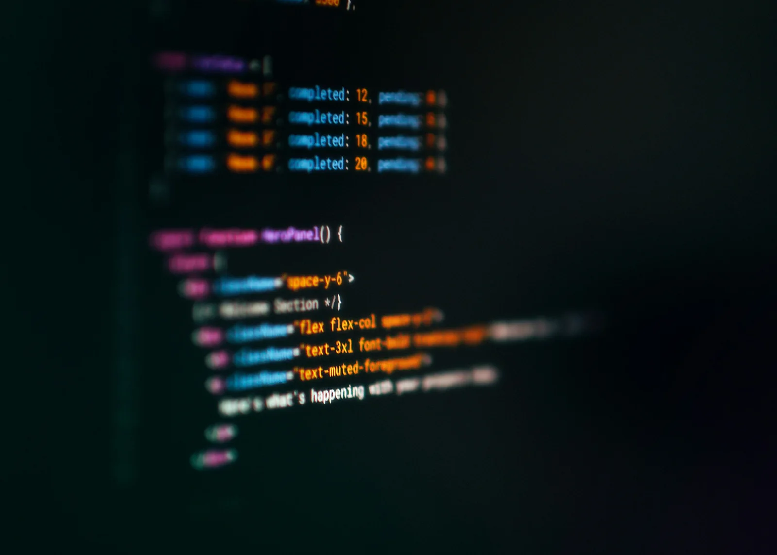 Tela de editor de código com snippets coloridos em alta resolução (3000px nativo) — Jakub Żerdzicki, via Unsplash
